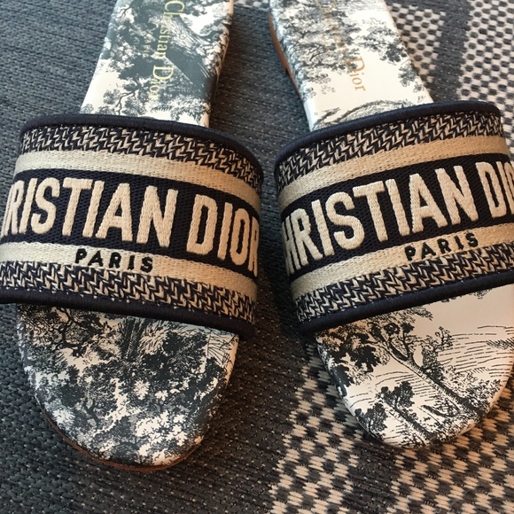 Dior Dway Slide in Navy - Picture 2 of 5